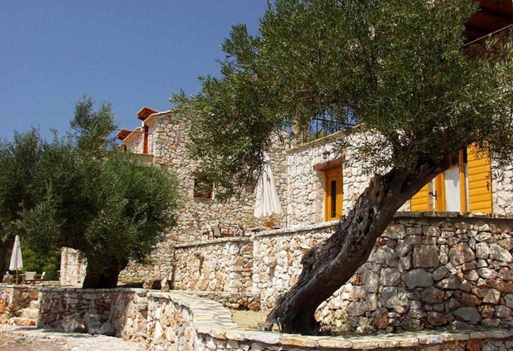 Revera Traditional Stone Villas, Apartments & Studios Keri Dış mekan fotoğraf