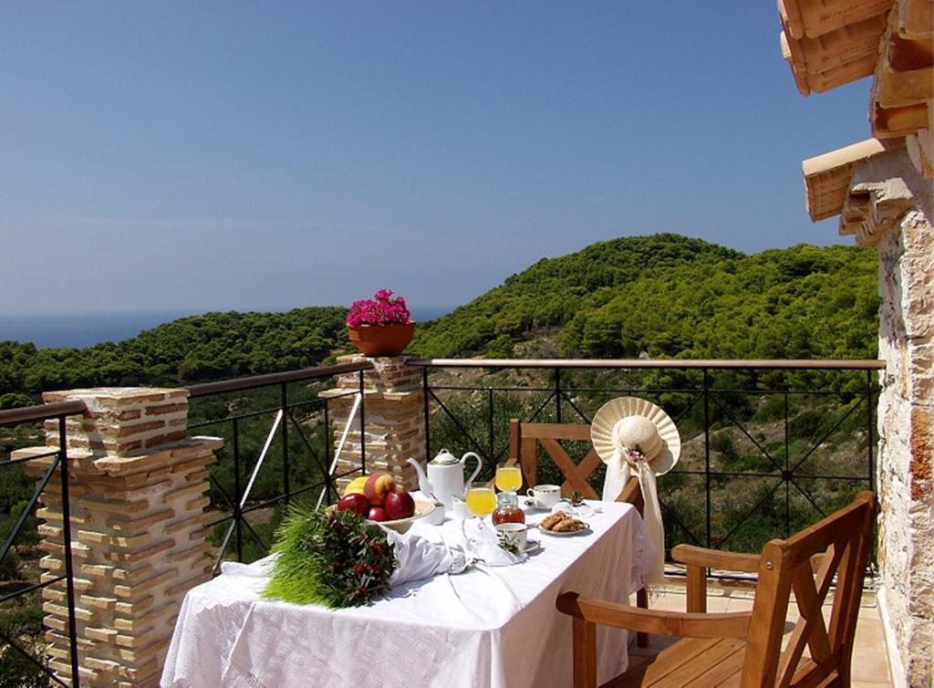Revera Traditional Stone Villas, Apartments & Studios Keri Dış mekan fotoğraf