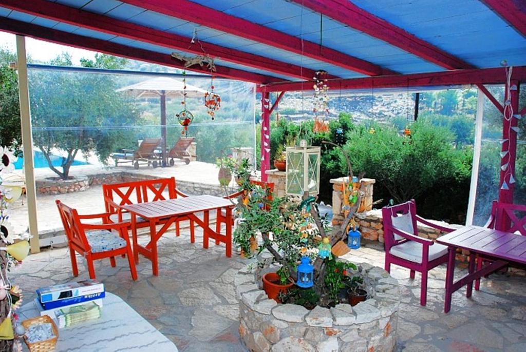 Revera Traditional Stone Villas, Apartments & Studios Keri Dış mekan fotoğraf