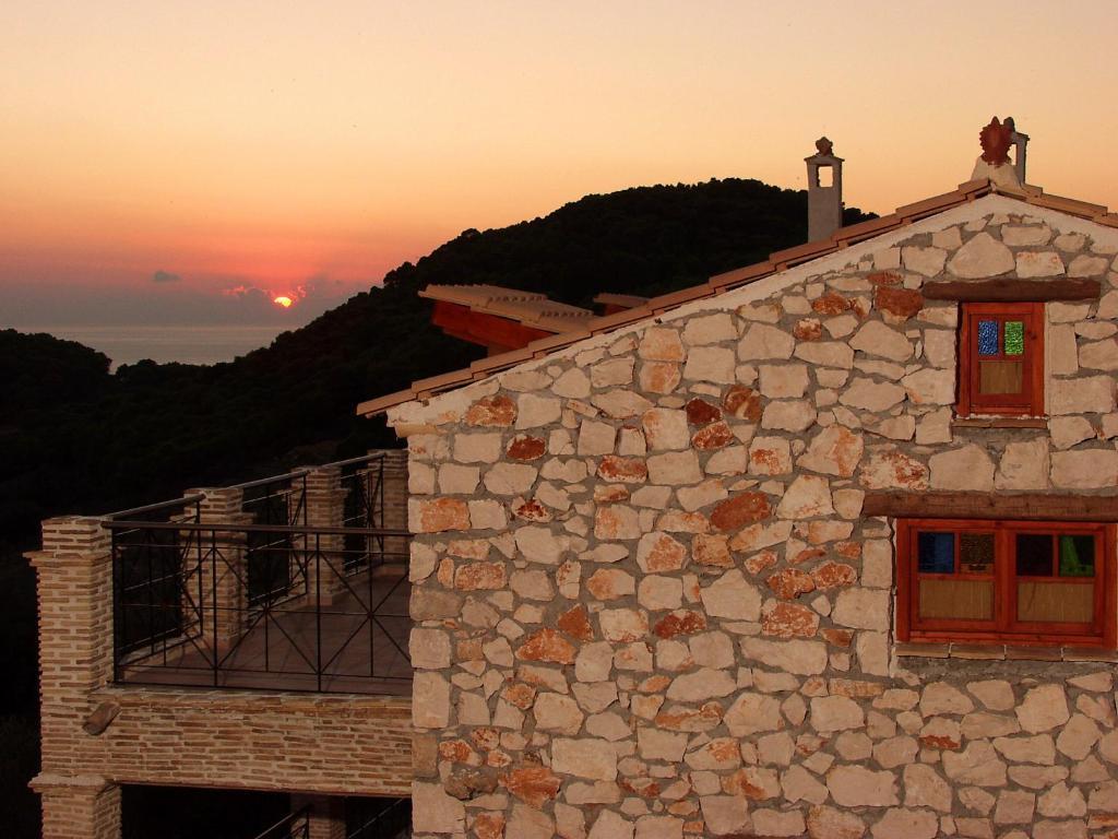 Revera Traditional Stone Villas, Apartments & Studios Keri Dış mekan fotoğraf