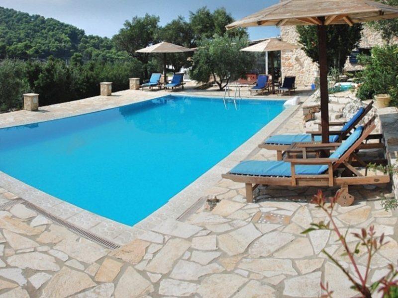 Revera Traditional Stone Villas, Apartments & Studios Keri Dış mekan fotoğraf